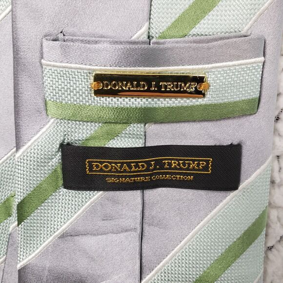 Donald Trump 100% Silk Tie OS Gray Green Stripe Power Office Siren - Picture 6 of 8